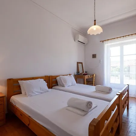 Chrysanthi Kardhamili