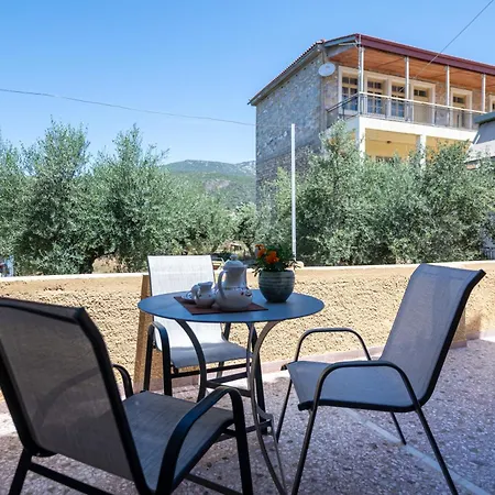 Chrysanthi Appartement *